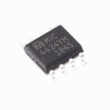 MIC4424YM